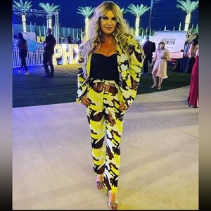 A showstopper!! worn at Phoenix fashion week